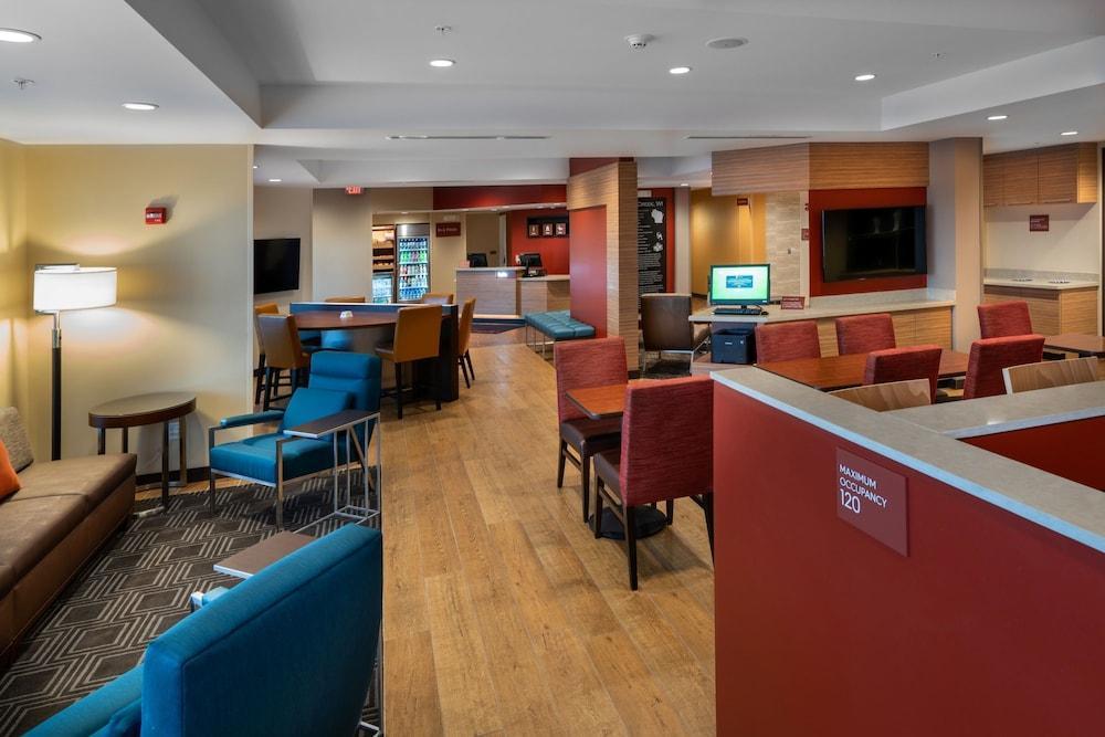 Towneplace Suites By Marriott Milwaukee Oak Creek Exteriör bild