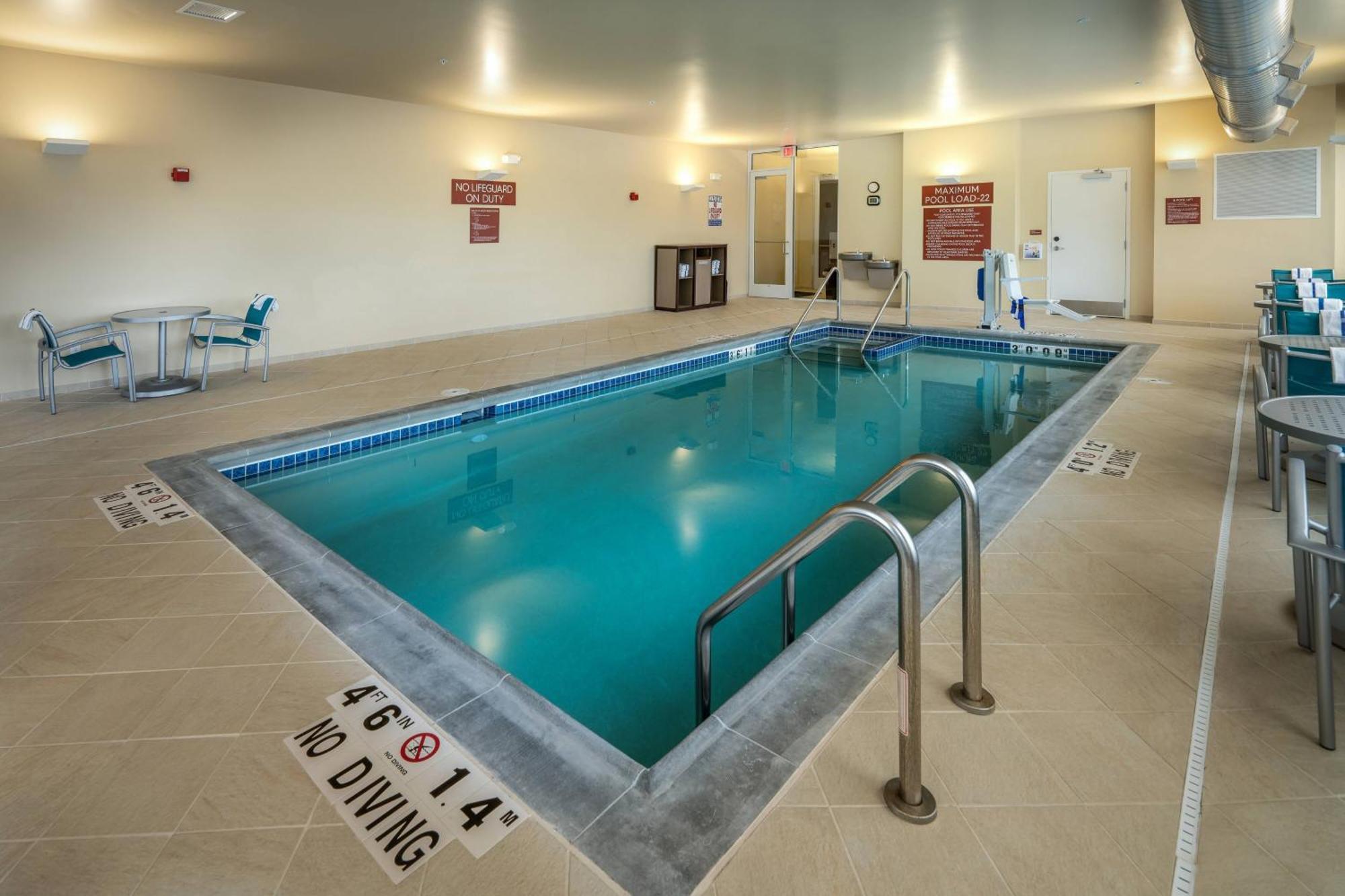 Towneplace Suites By Marriott Milwaukee Oak Creek Exteriör bild