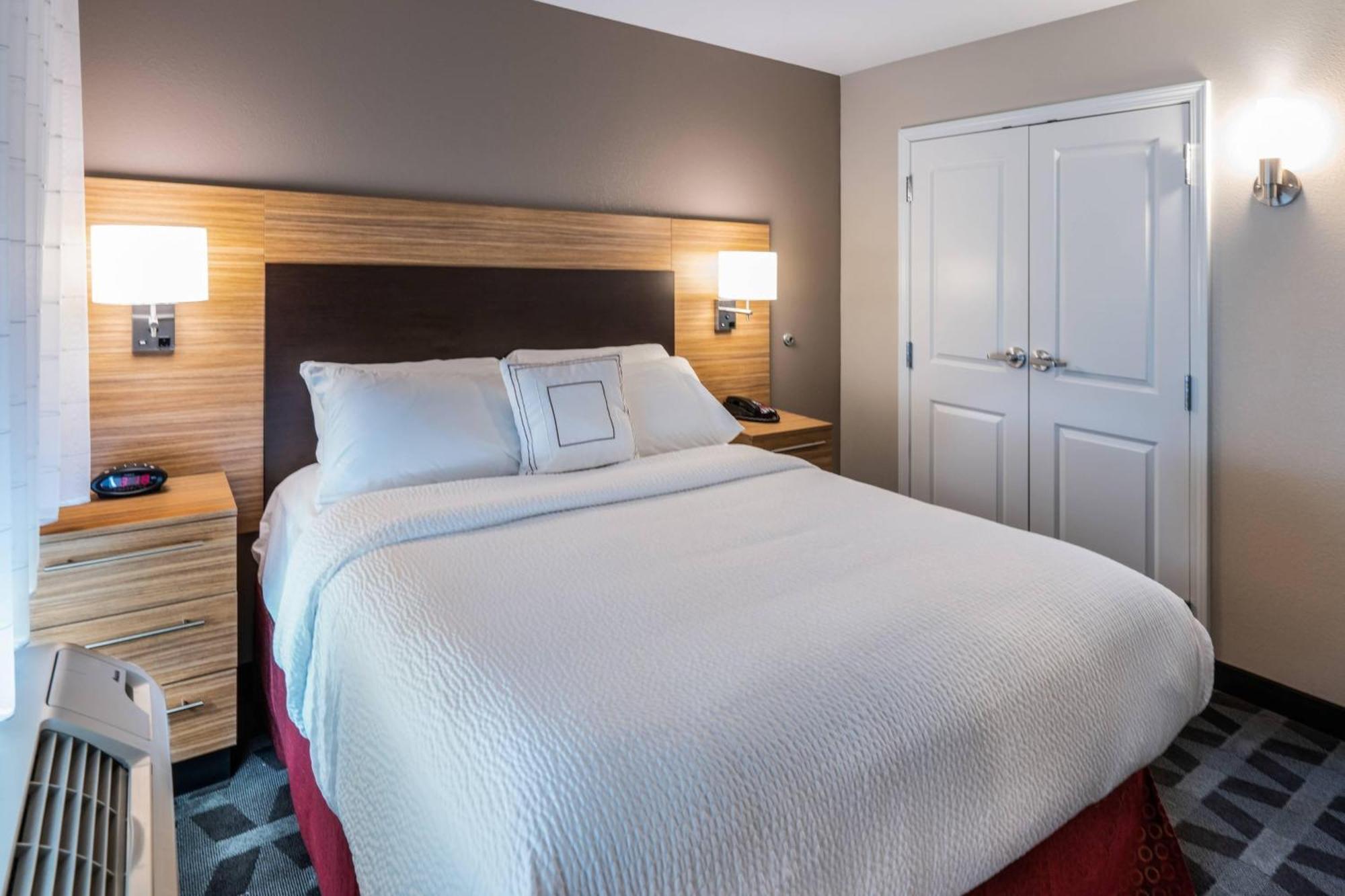 Towneplace Suites By Marriott Milwaukee Oak Creek Exteriör bild