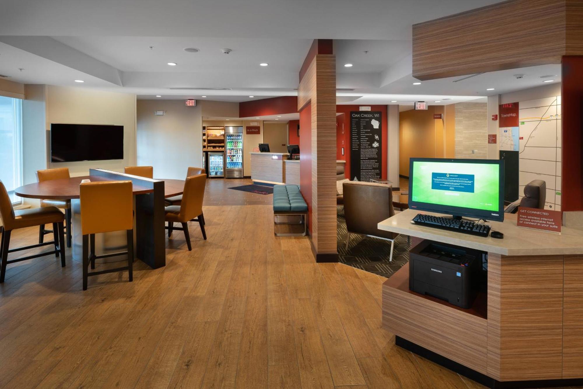 Towneplace Suites By Marriott Milwaukee Oak Creek Exteriör bild