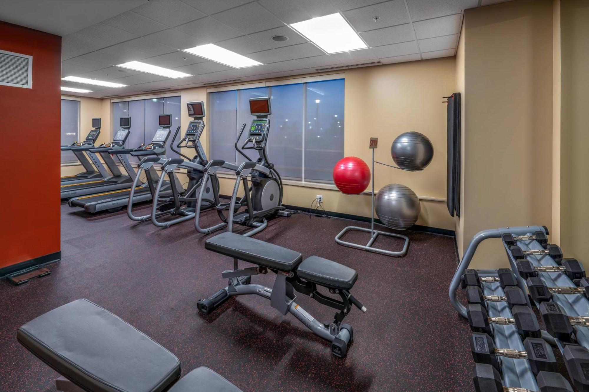 Towneplace Suites By Marriott Milwaukee Oak Creek Exteriör bild